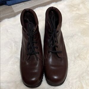Brown Leather Lace-Up Boots